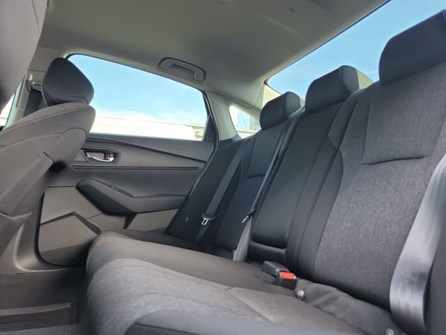 Used 2025 Honda Accord SE image 9