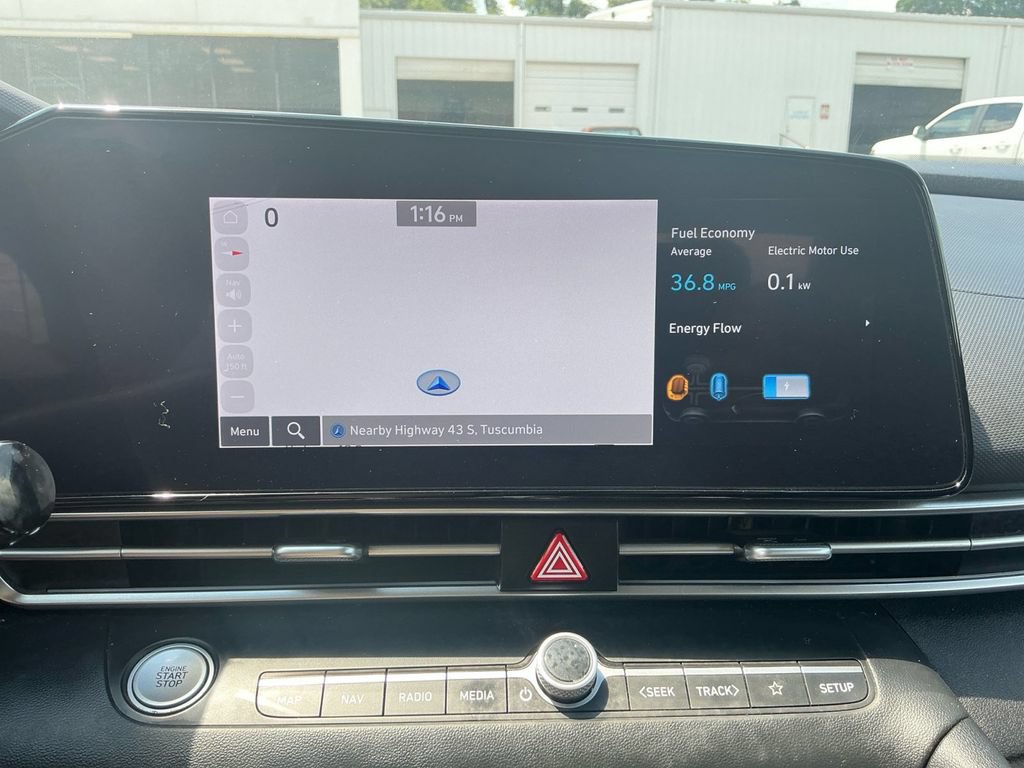 Used 2023 Hyundai Elantra Limited FWD image 26