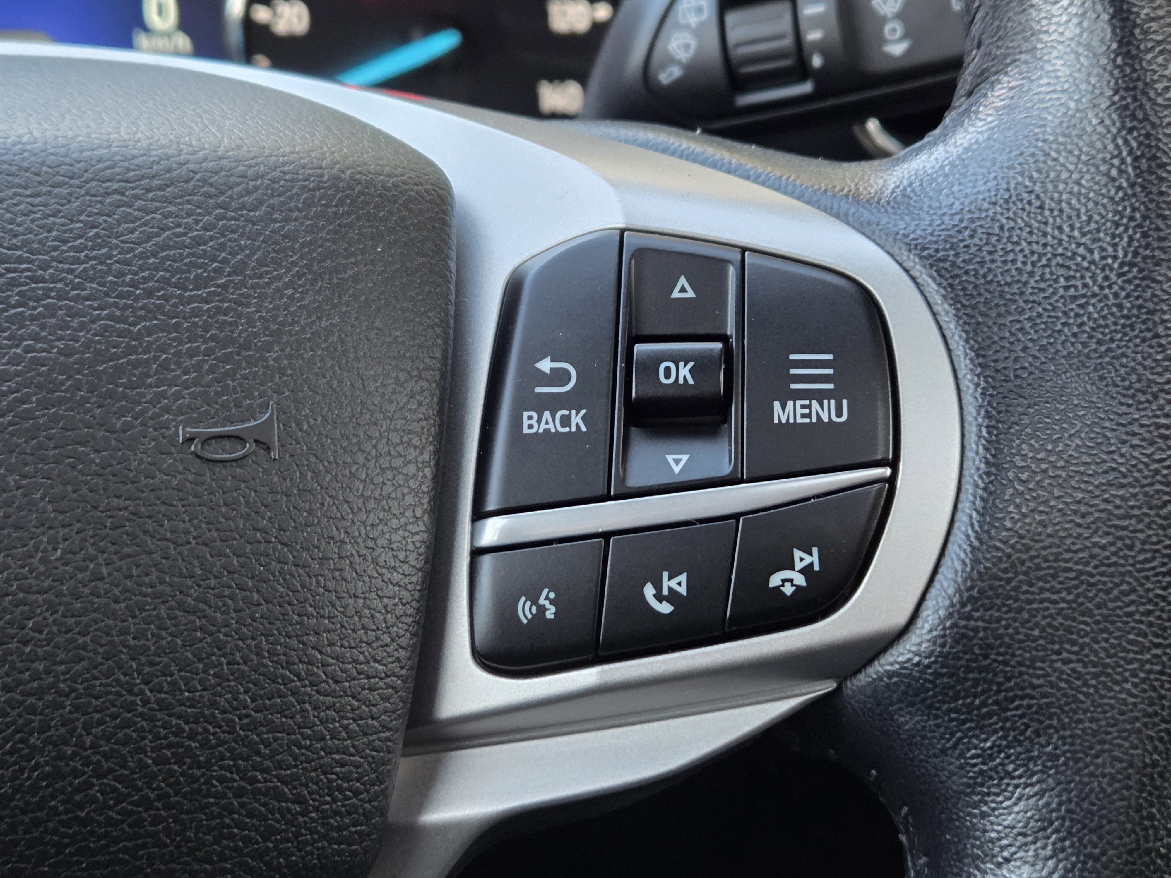 Certified 2021 Ford Explorer Limited w/ Equipment Group 301A image 17