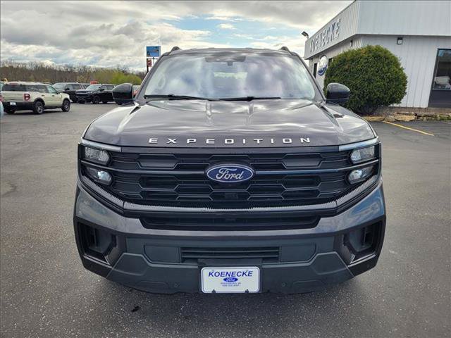 Certified 2025 Ford Expedition Max Active AWD/4WD image 4