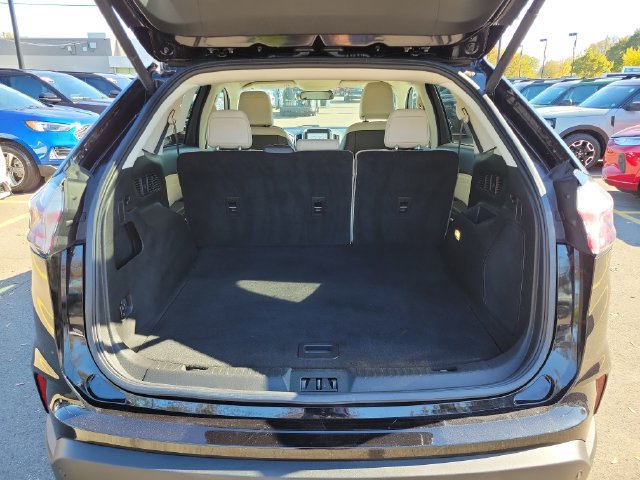 Certified 2024 Ford Edge Titanium w/ Equipment Group 301A AWD/4WD image 31