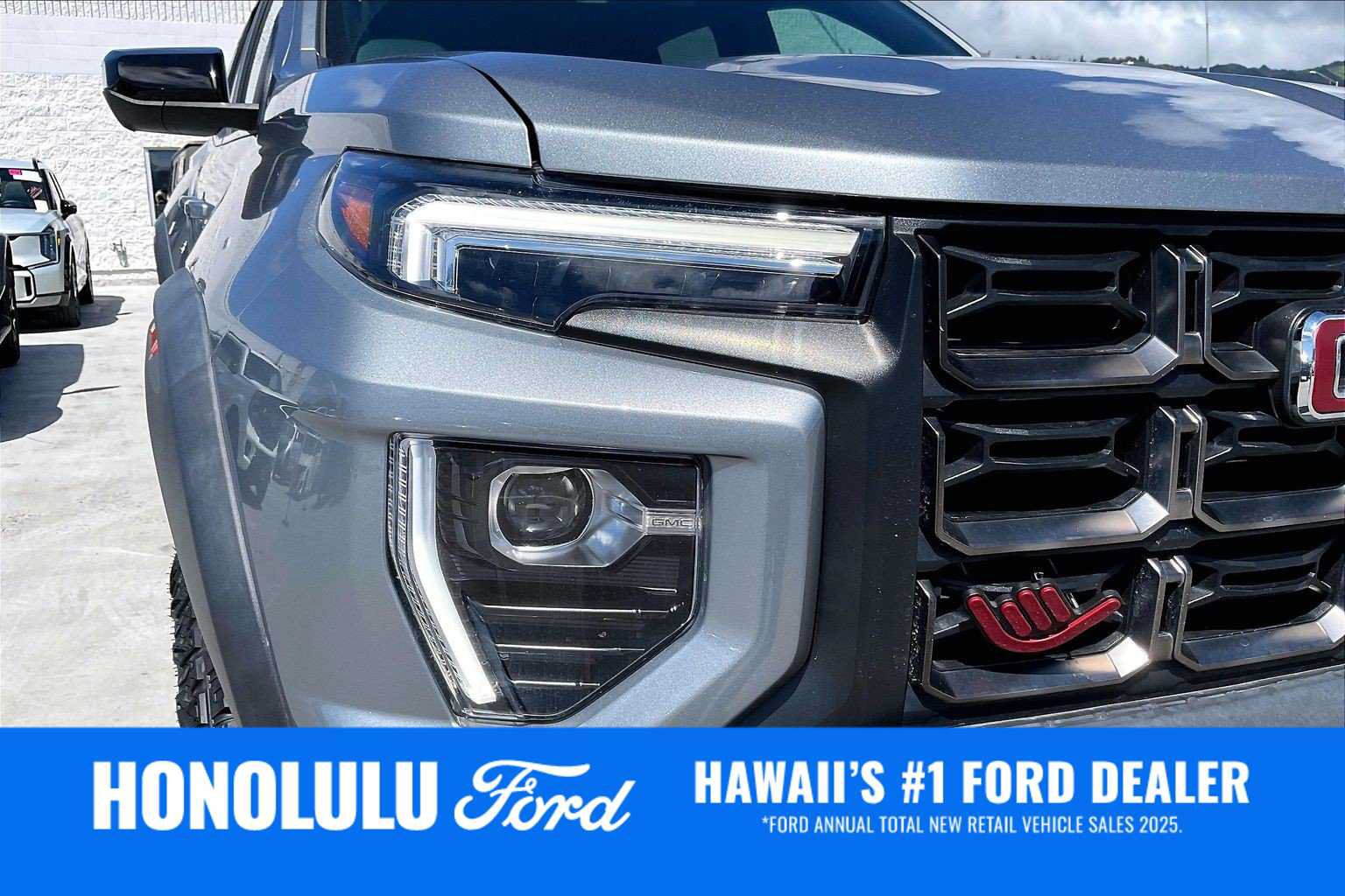 Used 2024 GMC Canyon AT4X w/ AT4X AEV Edition AWD/4WD image 31