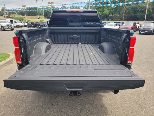 Used 2026 Chevrolet Silverado 2500 LTZ w/ Z71 Chrome Sport Edition image 8