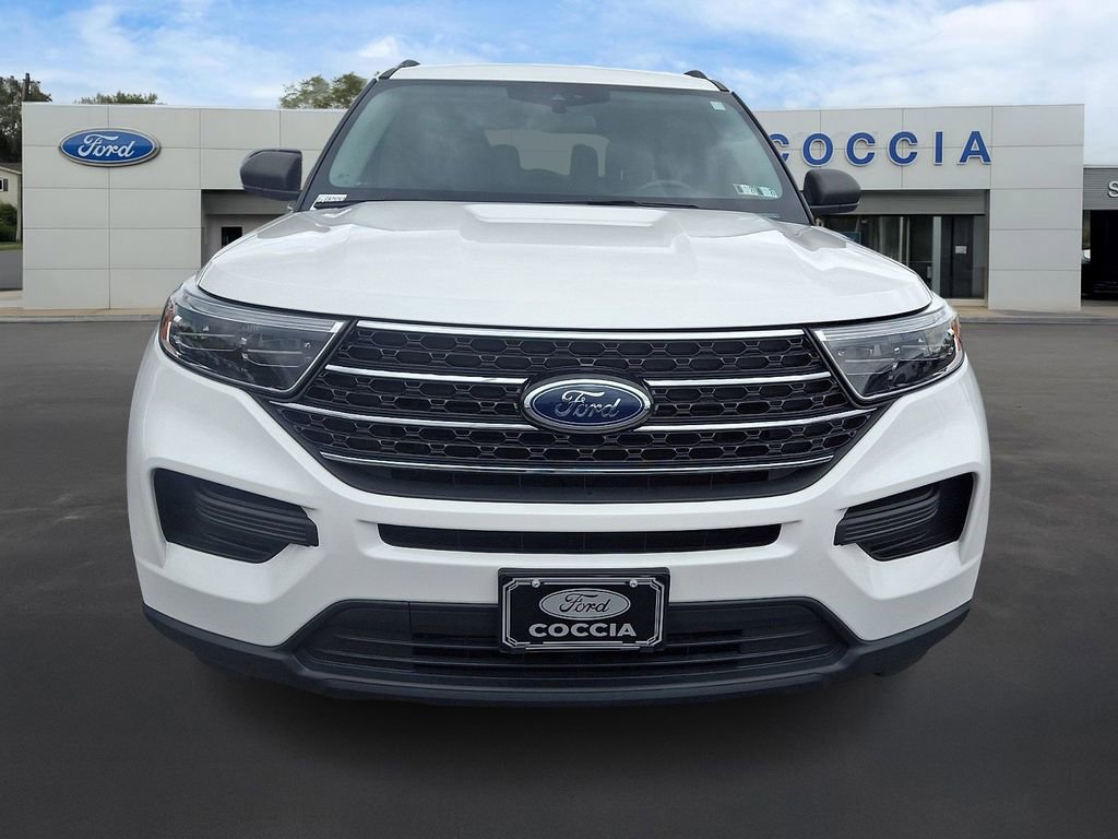 Certified 2021 Ford Explorer XLT AWD/4WD image 2