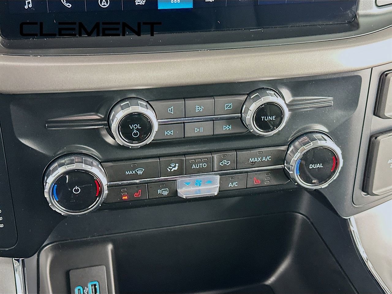 Certified 2024 Ford F150 Lightning XLT w/ Max Trailer Tow Package image 22