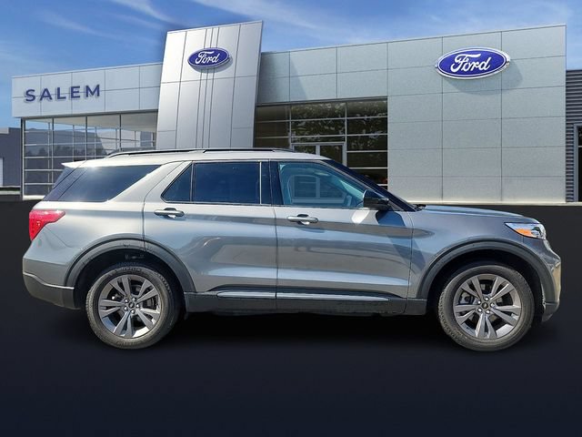 Certified 2023 Ford Explorer XLT AWD/4WD image 2