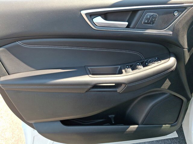 Certified 2024 Ford Edge Titanium w/ Equipment Group 301A AWD/4WD image 13