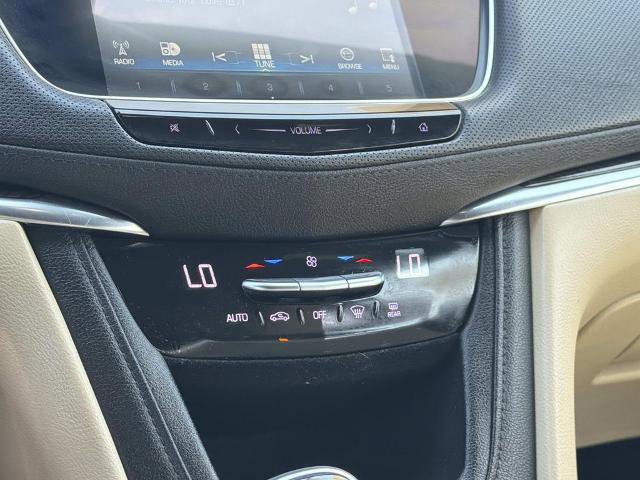 Used 2019 Cadillac XT5 FWD image 14
