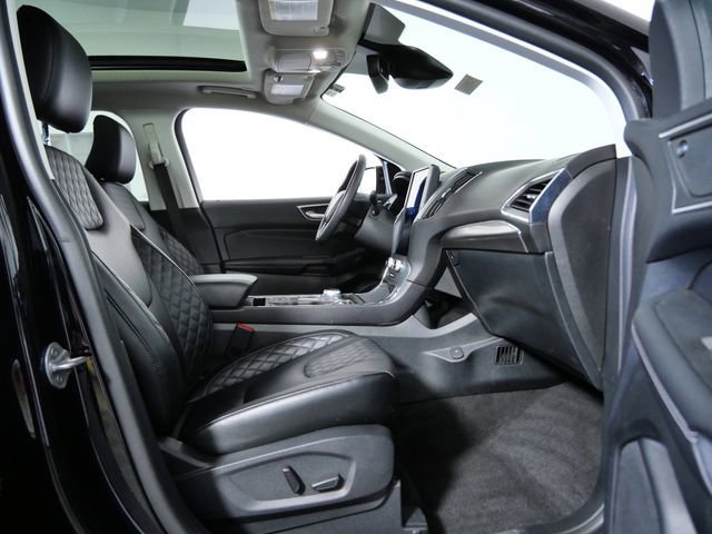Certified 2024 Ford Edge Titanium w/ Equipment Group 301A image 11