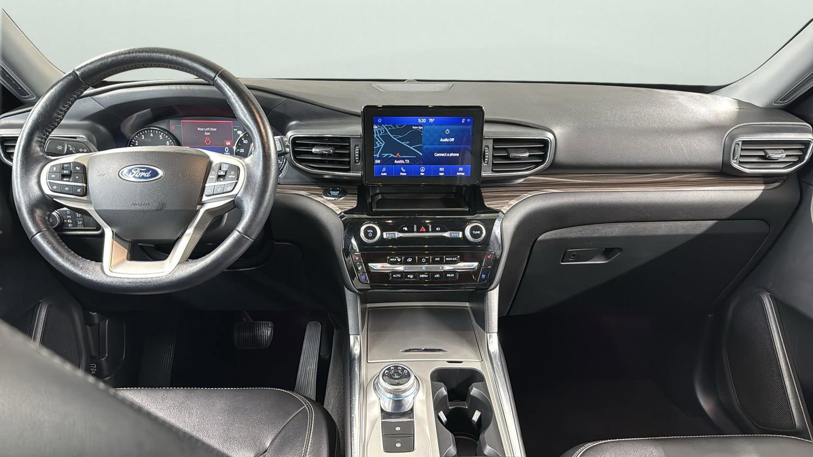 Certified 2022 Ford Explorer Limited image 22