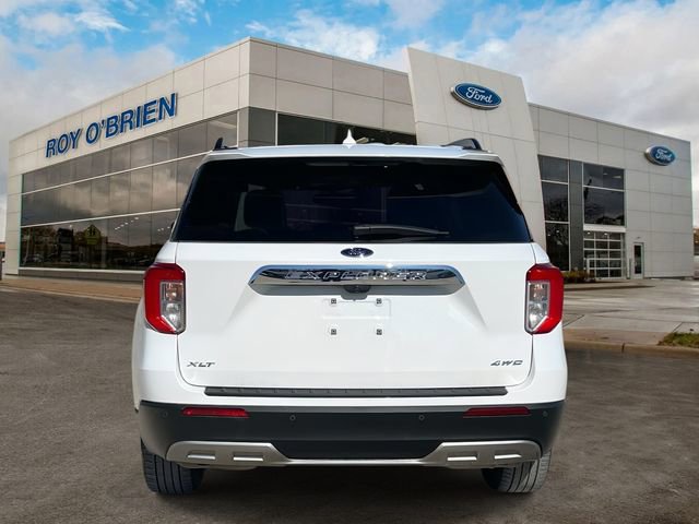 Certified 2023 Ford Explorer XLT w/ Equipment Group 202A image 4