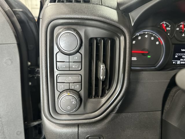 Used 2020 Chevrolet Silverado 1500 Custom w/ Custom Value Package AWD/4WD image 34