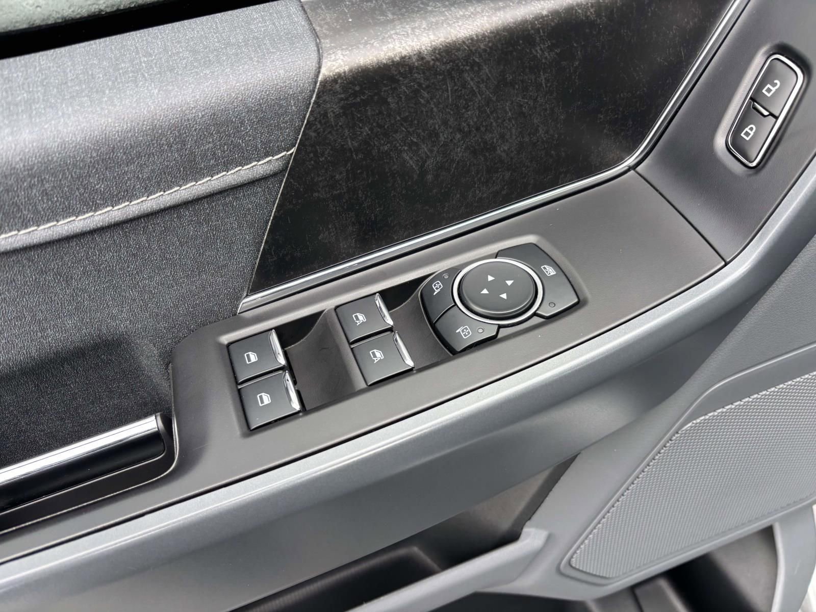 Certified 2023 Ford F150 Lightning XLT image 15