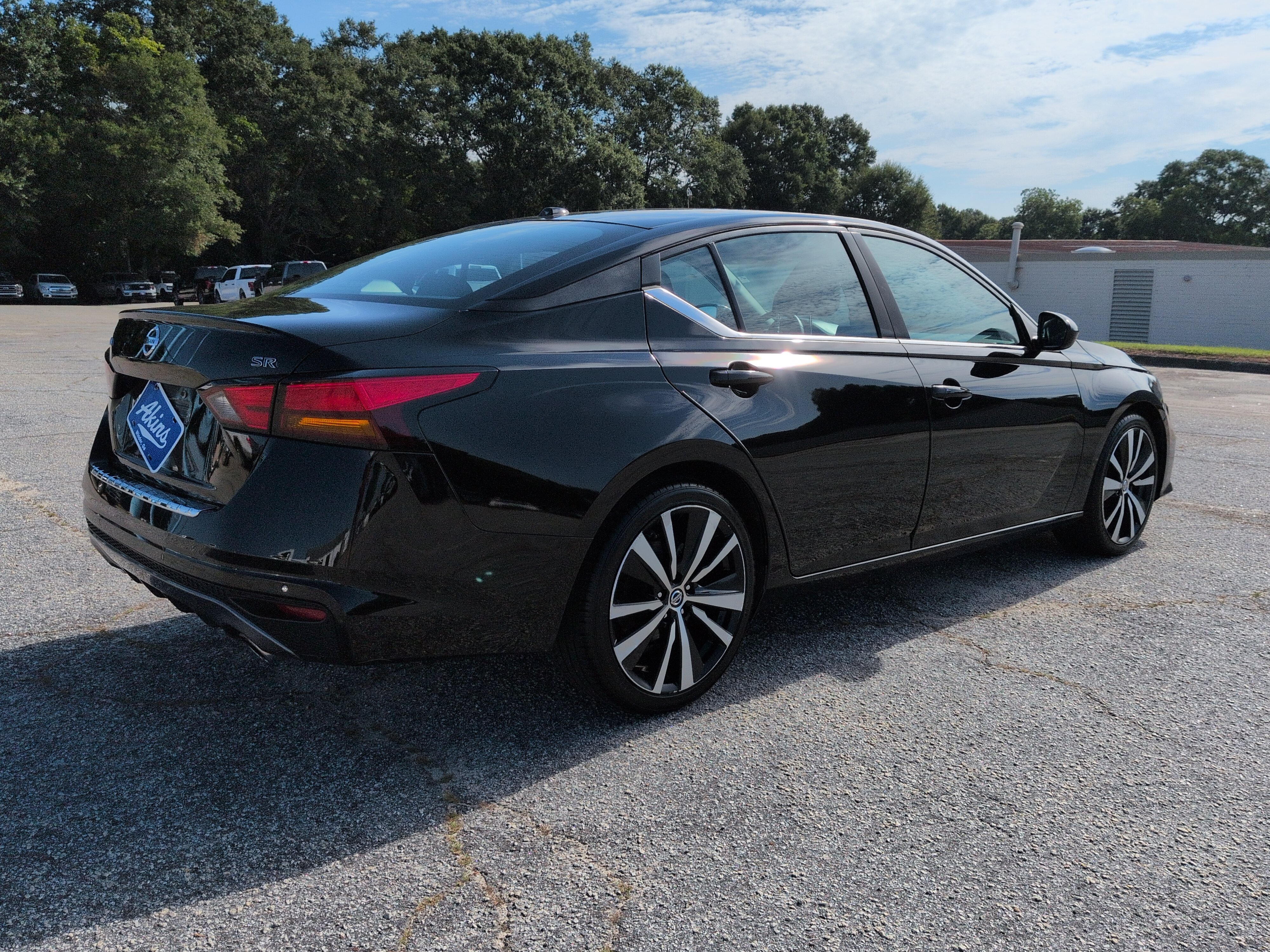 Used 2020 Nissan Altima 2.5 SR FWD image 3