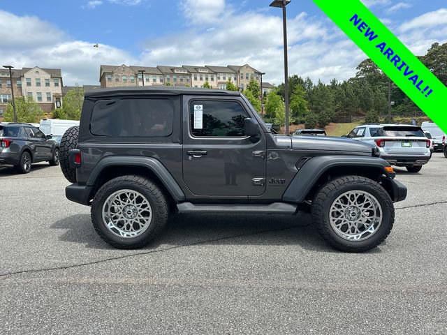 Used 2025 Jeep Wrangler Sport AWD/4WD image 8
