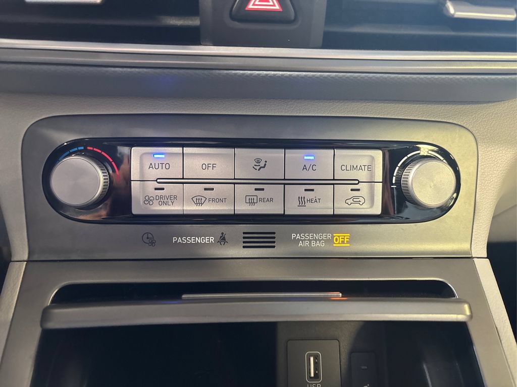 Used 2021 Hyundai Kona Limited w/ Cargo Package FWD image 32