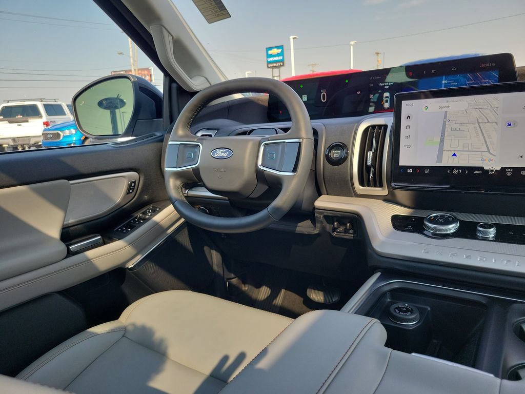 Certified 2025 Ford Expedition Max Active AWD/4WD image 13