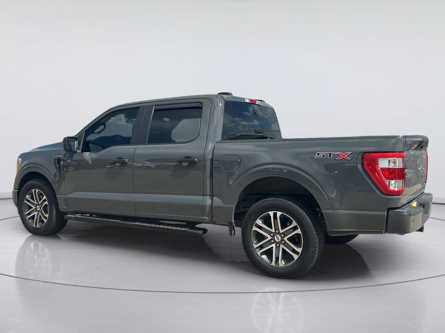 Certified 2021 Ford F150 XL w/ STX Appearance Package RWD image 6