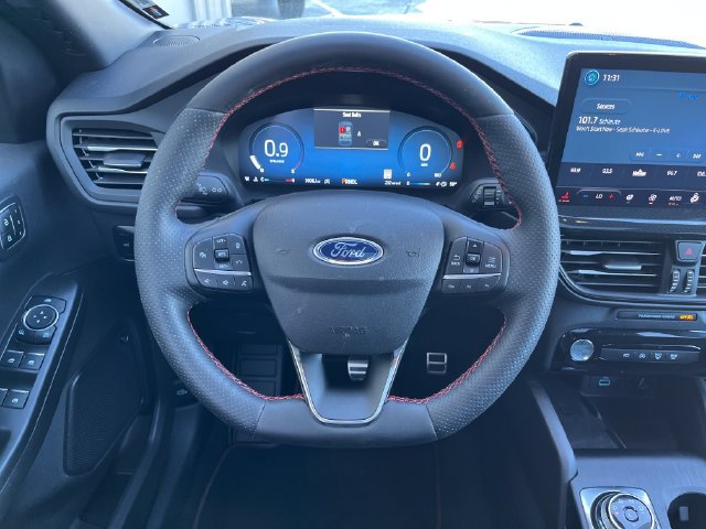 Certified 2023 Ford Escape ST-Line Select w/ Tech Pack #2 AWD/4WD image 19
