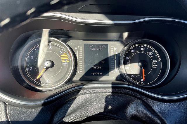 Used 2021 Jeep Cherokee Latitude Plus w/ Sun & Sound Group image 23