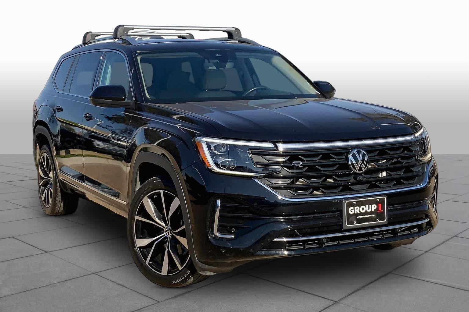 Used 2025 Volkswagen Atlas SEL Premium R-Line AWD/4WD image 3