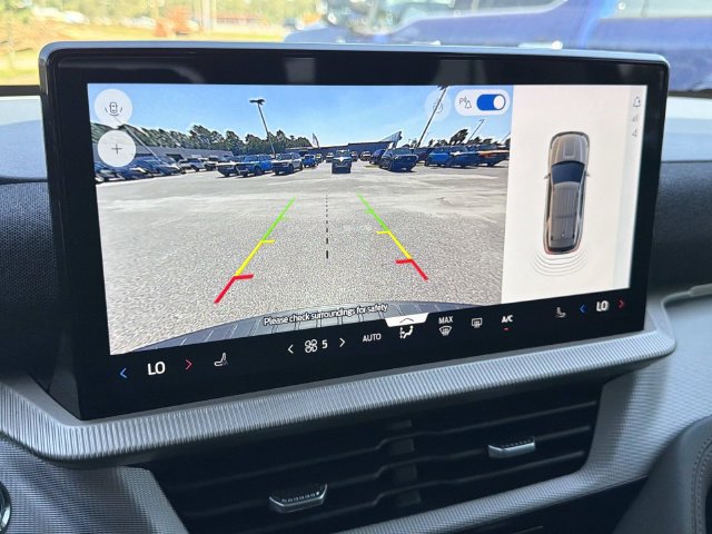 Certified 2025 Ford Explorer Active AWD/4WD image 31