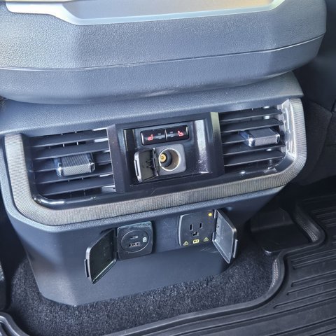 Certified 2023 Ford F150 Platinum w/ Equipment Group 701A High image 17