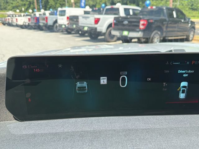 Certified 2025 Ford Expedition Active RWD image 30