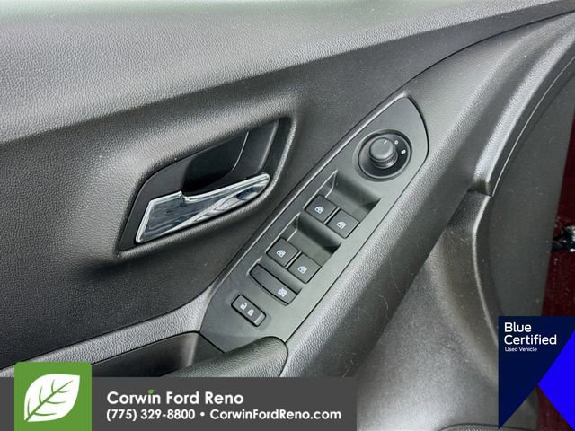 Used 2021 Chevrolet Trax LT image 21