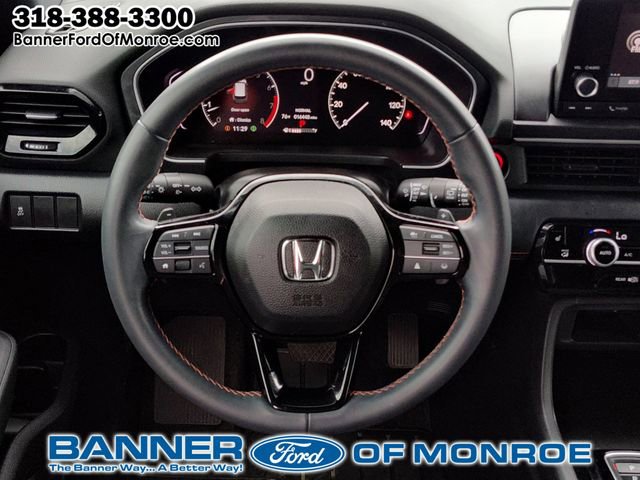 Used 2025 Honda Pilot Sport image 18