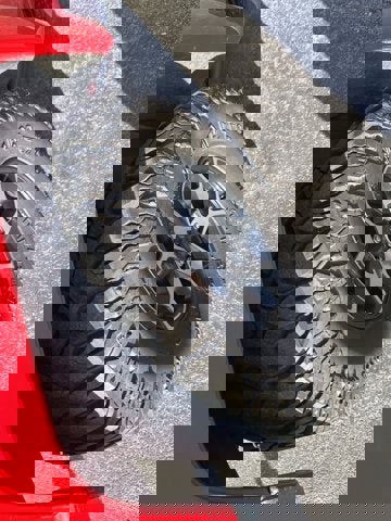 Used 2017 Jeep Wrangler Unlimited Rubicon w/ Connectivity Group image 18