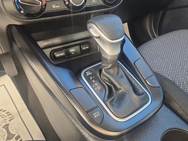 Used 2023 Kia Soul LX w/ LX Technology Package image 19