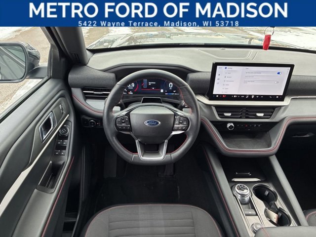 Certified 2025 Ford Explorer ST-Line image 12