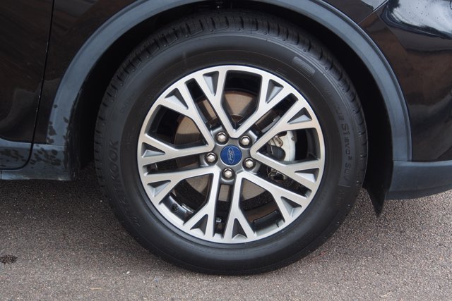 Certified 2022 Ford Escape SEL FWD image 9