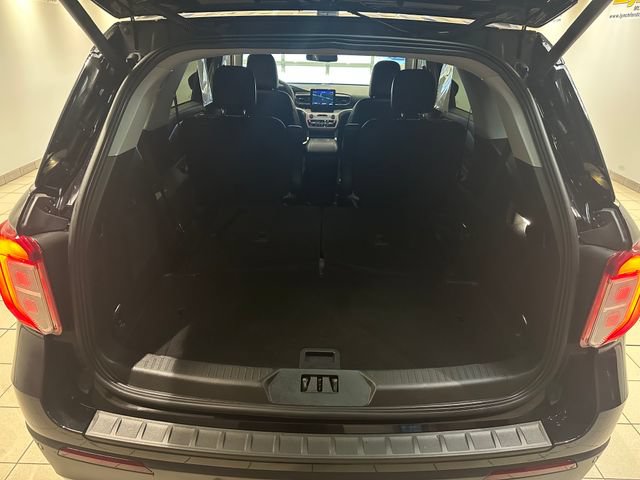 Certified 2024 Ford Explorer XLT w/ Equipment Group 202A AWD/4WD image 23