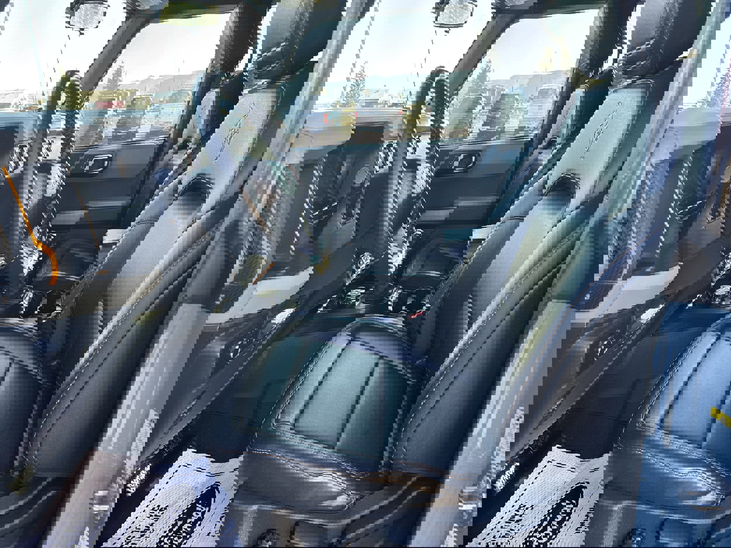 Certified 2022 Ford Bronco Badlands image 9