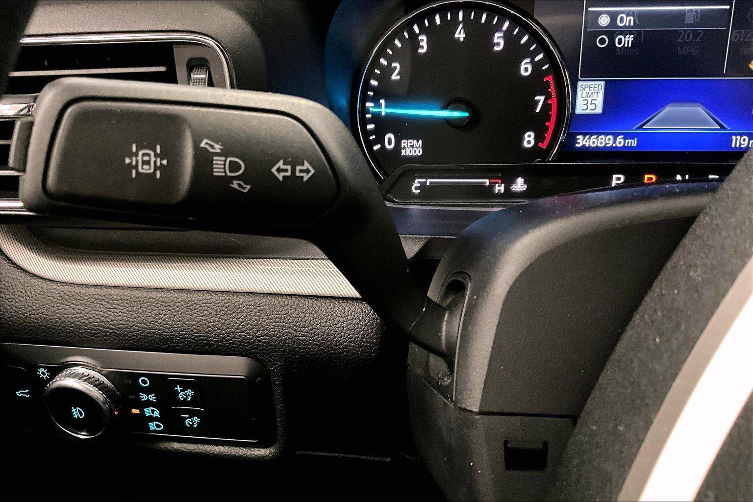 Certified 2022 Ford Explorer XLT w/ Equipment Group 202A image 31