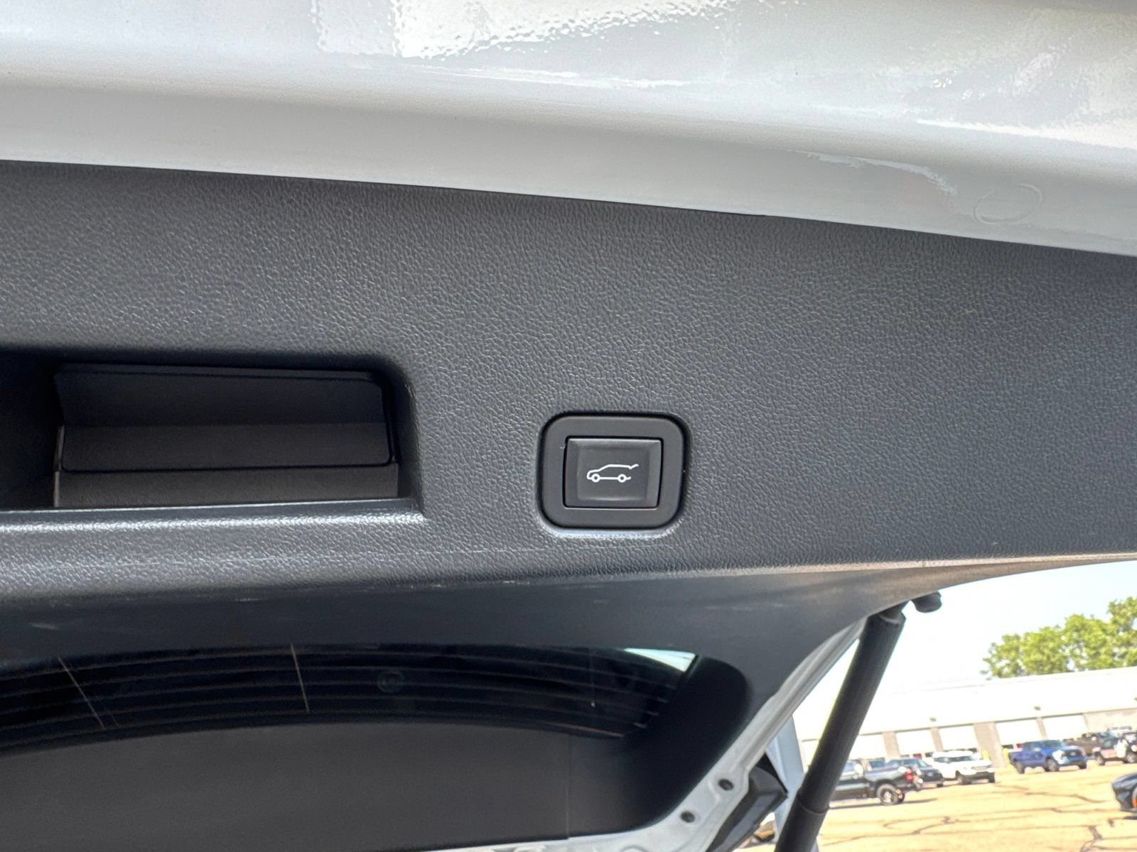 Used 2024 GMC Acadia Elevation w/ Black Edition FWD image 40