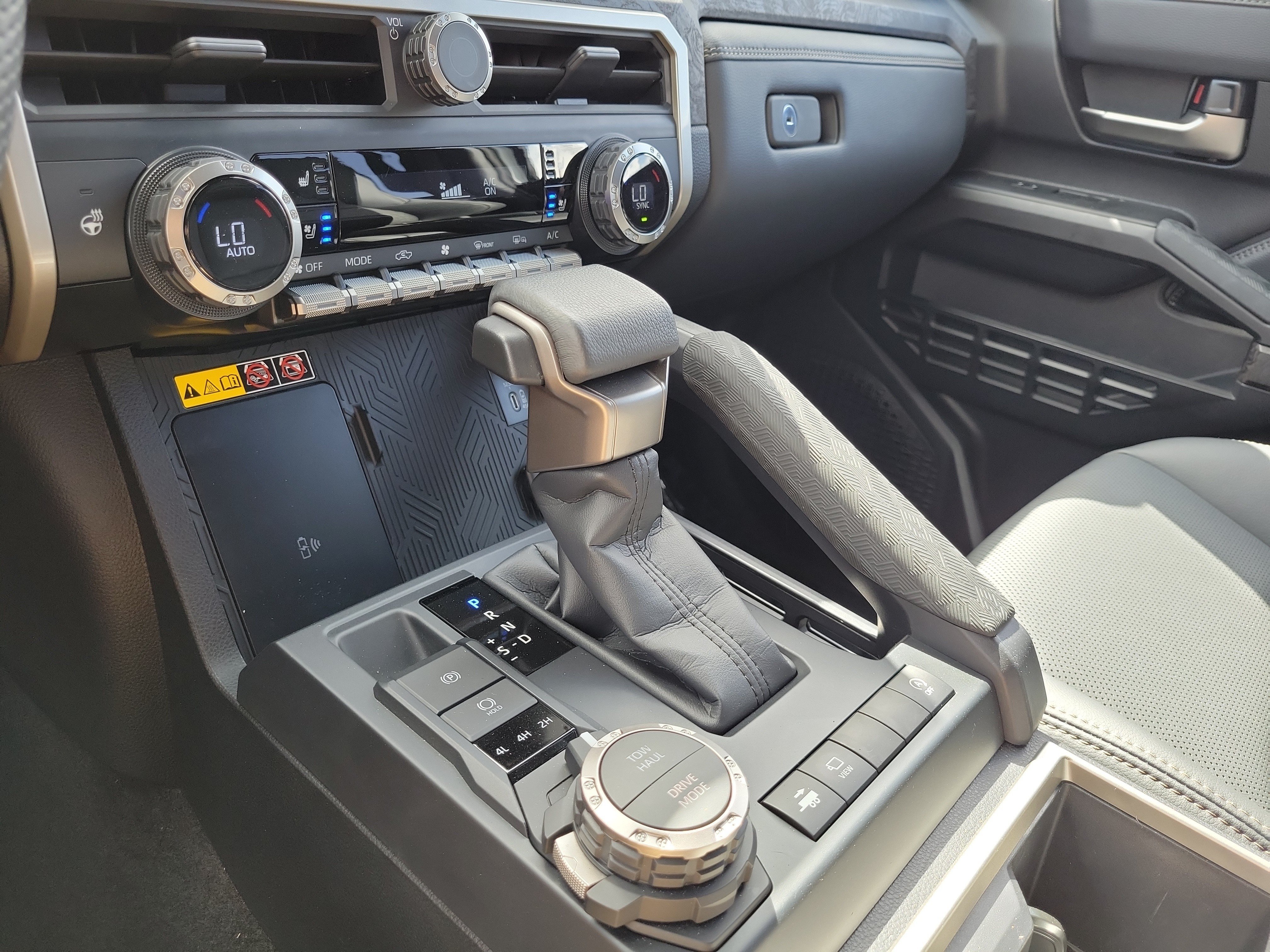 Used 2026 Toyota Tacoma Limited AWD/4WD image 26