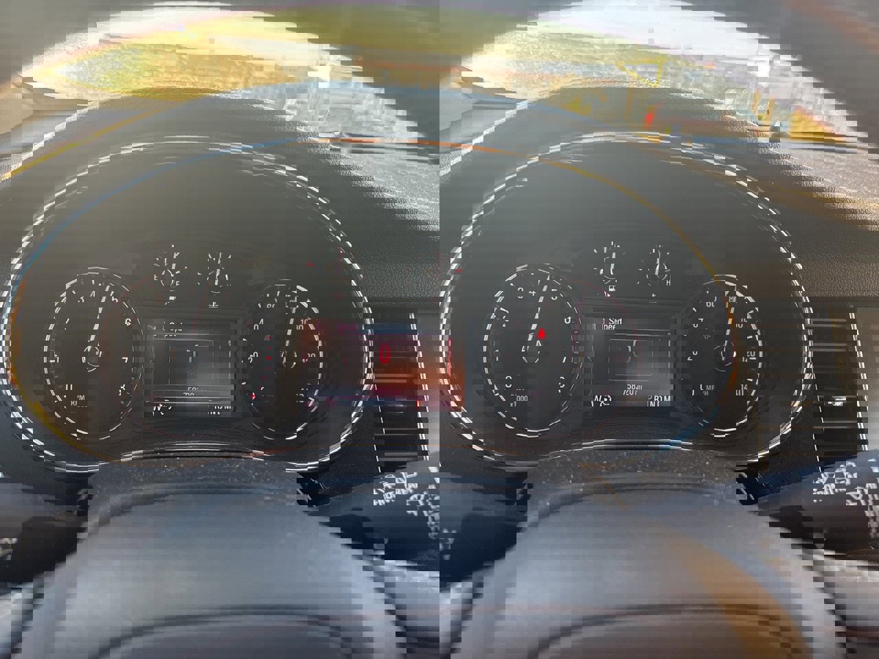 Used 2020 Buick Encore Preferred image 6