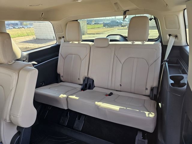Certified 2022 Ford Expedition Limited image 19