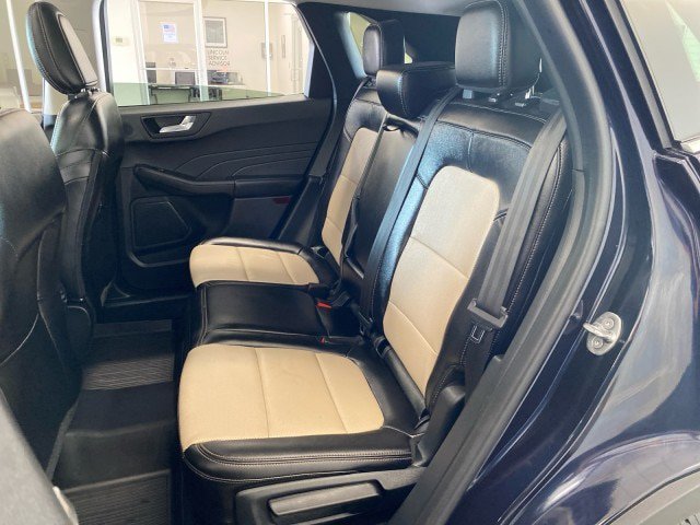 Certified 2021 Ford Escape Titanium w/ Titanium Elite Package AWD/4WD image 11