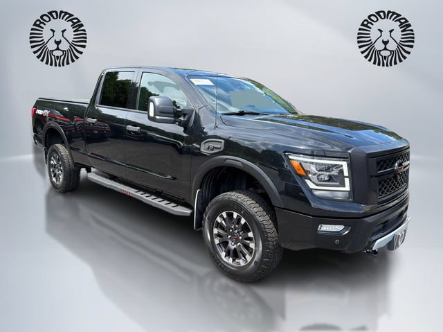 Used 2020 Nissan Titan PRO-4X w/ Pro-4x Convenience Package AWD/4WD image 3