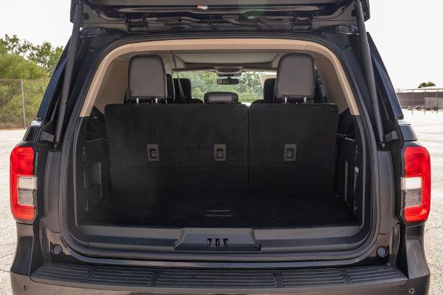Certified 2023 Ford Expedition XLT RWD image 27