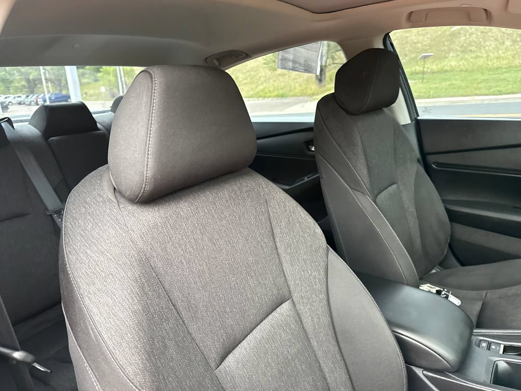 Used 2023 Honda Accord EX image 32