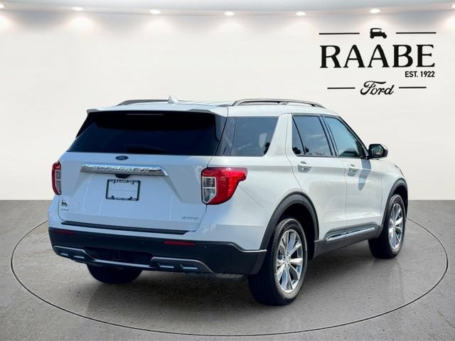Certified 2023 Ford Explorer XLT w/ Equipment Group 202A AWD/4WD image 7