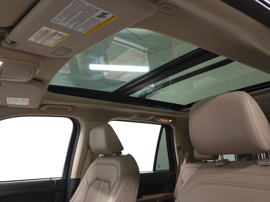 Certified 2024 Ford Expedition Limited image 20