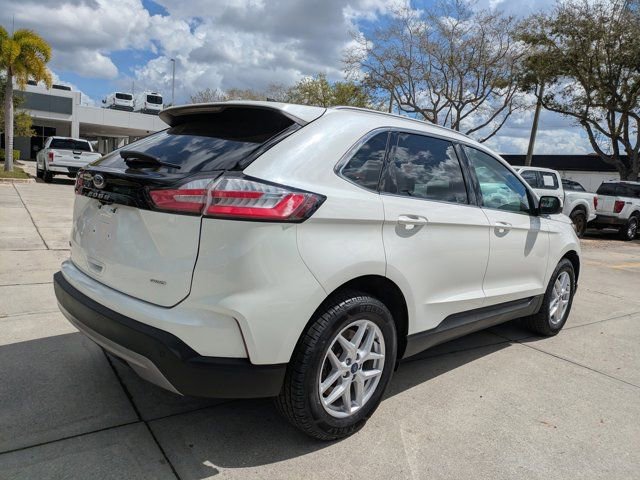 Certified 2022 Ford Edge SEL w/ Convenience Package AWD/4WD image 4