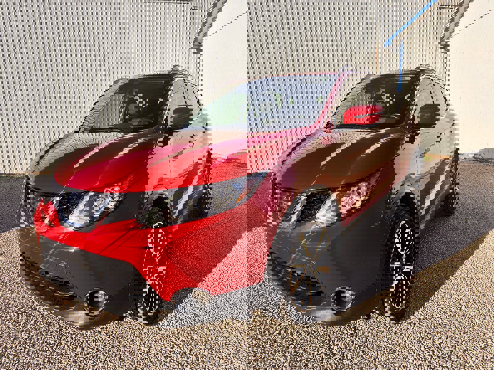 Used 2017 Nissan Rogue Sport SL w/ SL Premium Package image 2