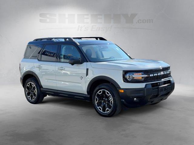 Certified 2025 Ford Bronco Sport Outer Banks w/ Outer Banks Tech Package+ AWD/4WD image 2